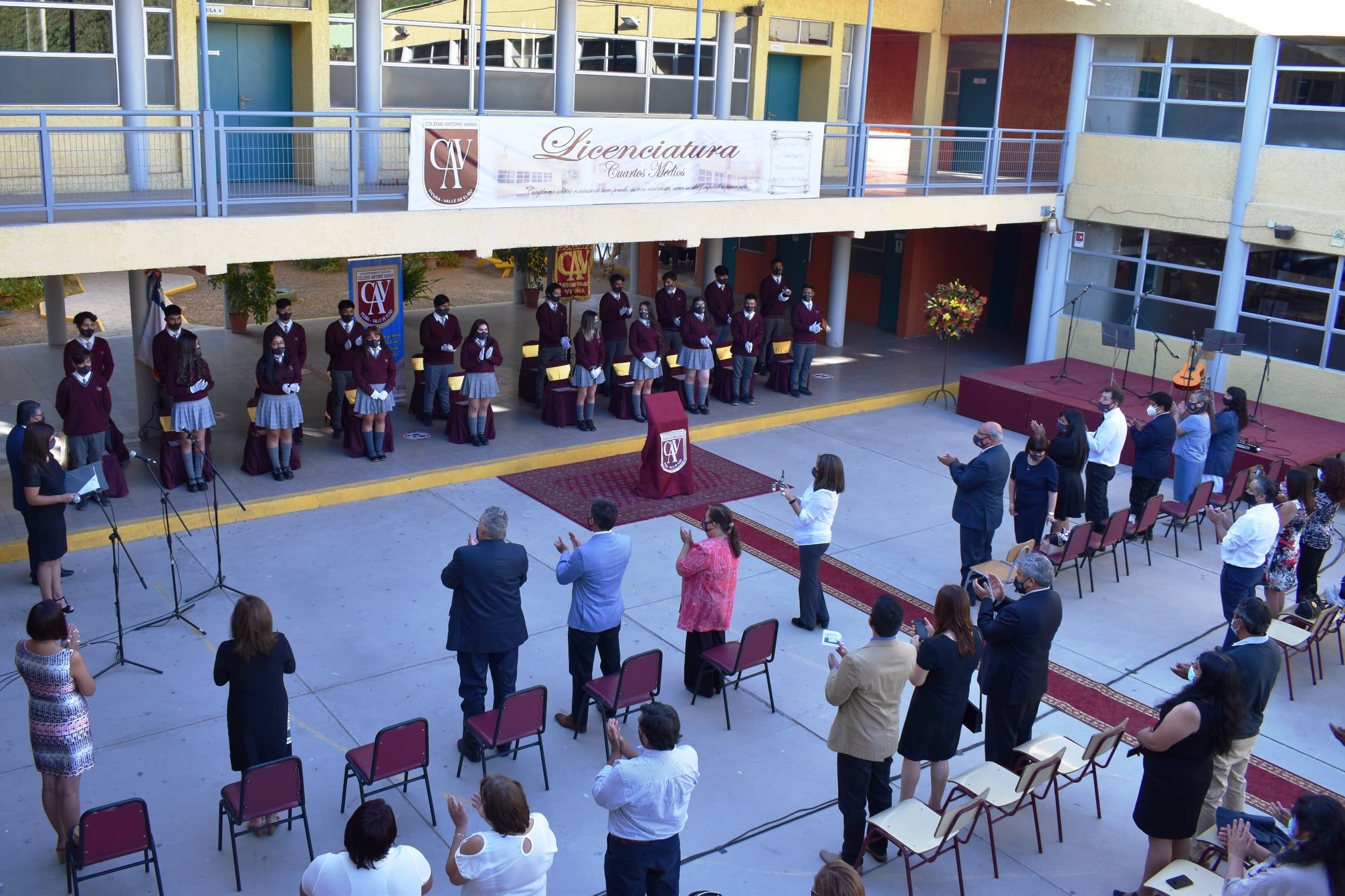 Lee más sobre el artículo Liceo Bicentenario de Excelencia Colegio Antonio Varas obtiene reconocimiento de excelencia académica