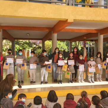 CAV Celebra “Día de la Convivencia Escolar” con Entrega de Reconocimientos a sus Estudiantes